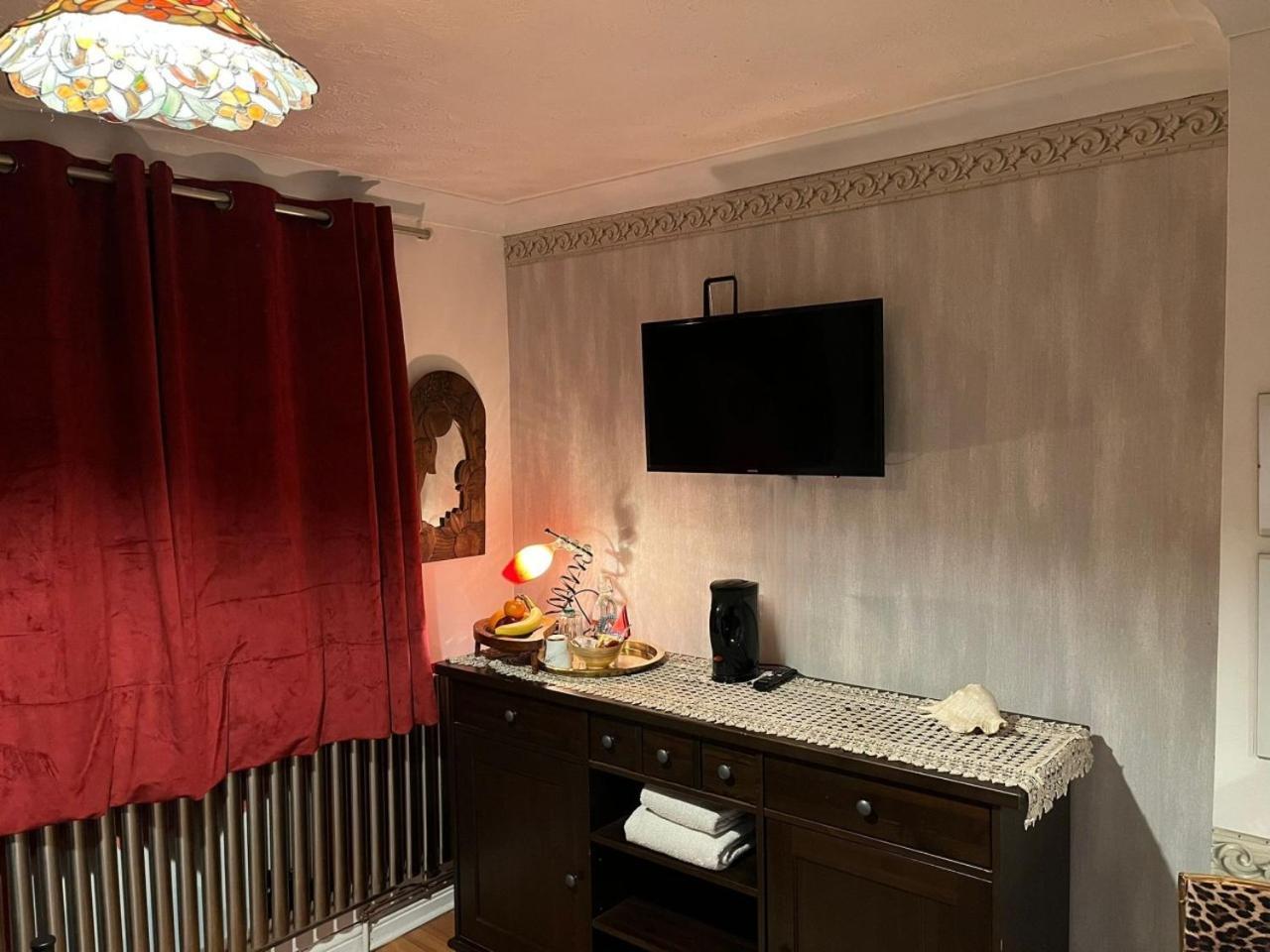 Lovely Double Bedroom In Rotherhithe Лондон Экстерьер фото